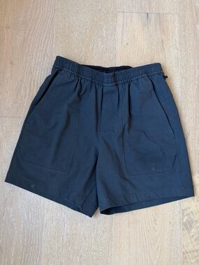 lululemon athletica Black Athletic Elastic-Waist Shorts